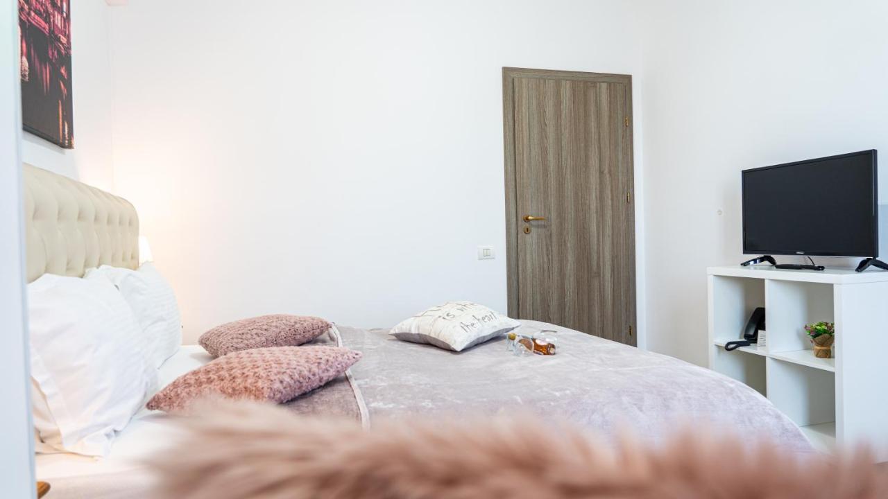 בוקרשט Avenue Parliament Old Town - Avenue Hotels מראה חיצוני תמונה
