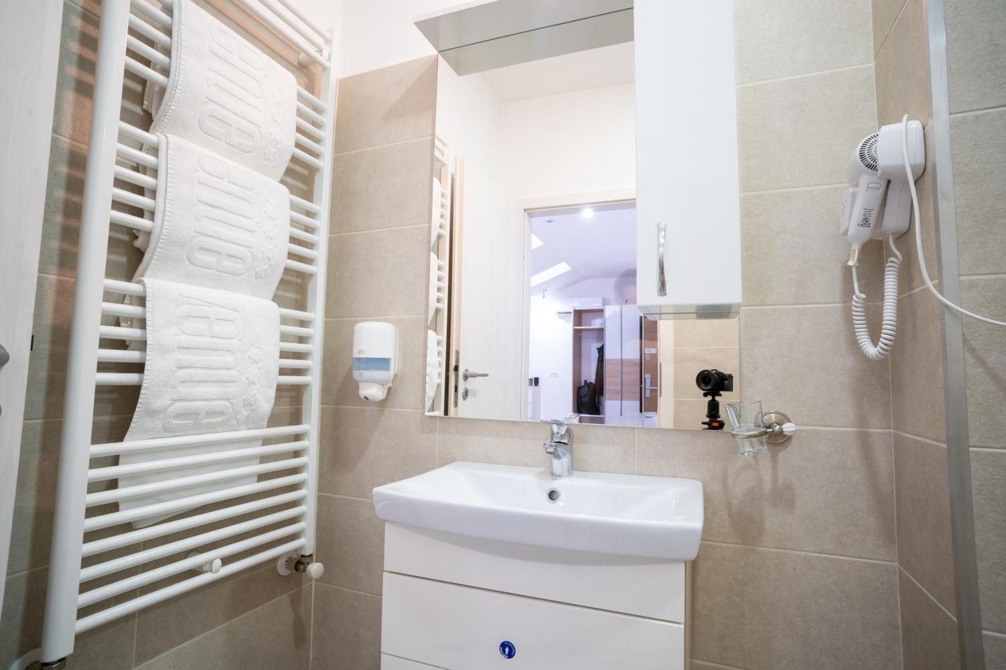 בוקרשט Avenue Parliament Old Town - Avenue Hotels מראה חיצוני תמונה